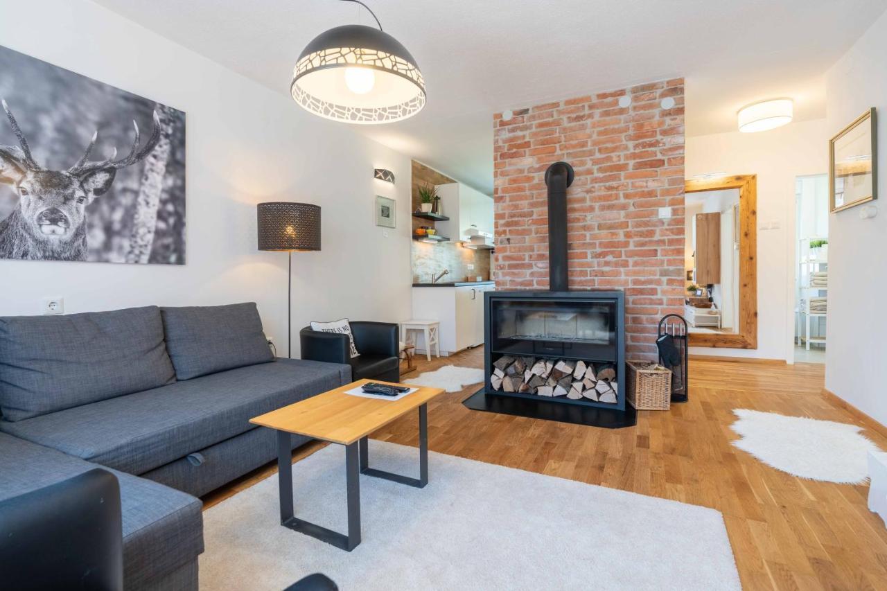 Apartma Pecek Кранска гора Екстериор снимка