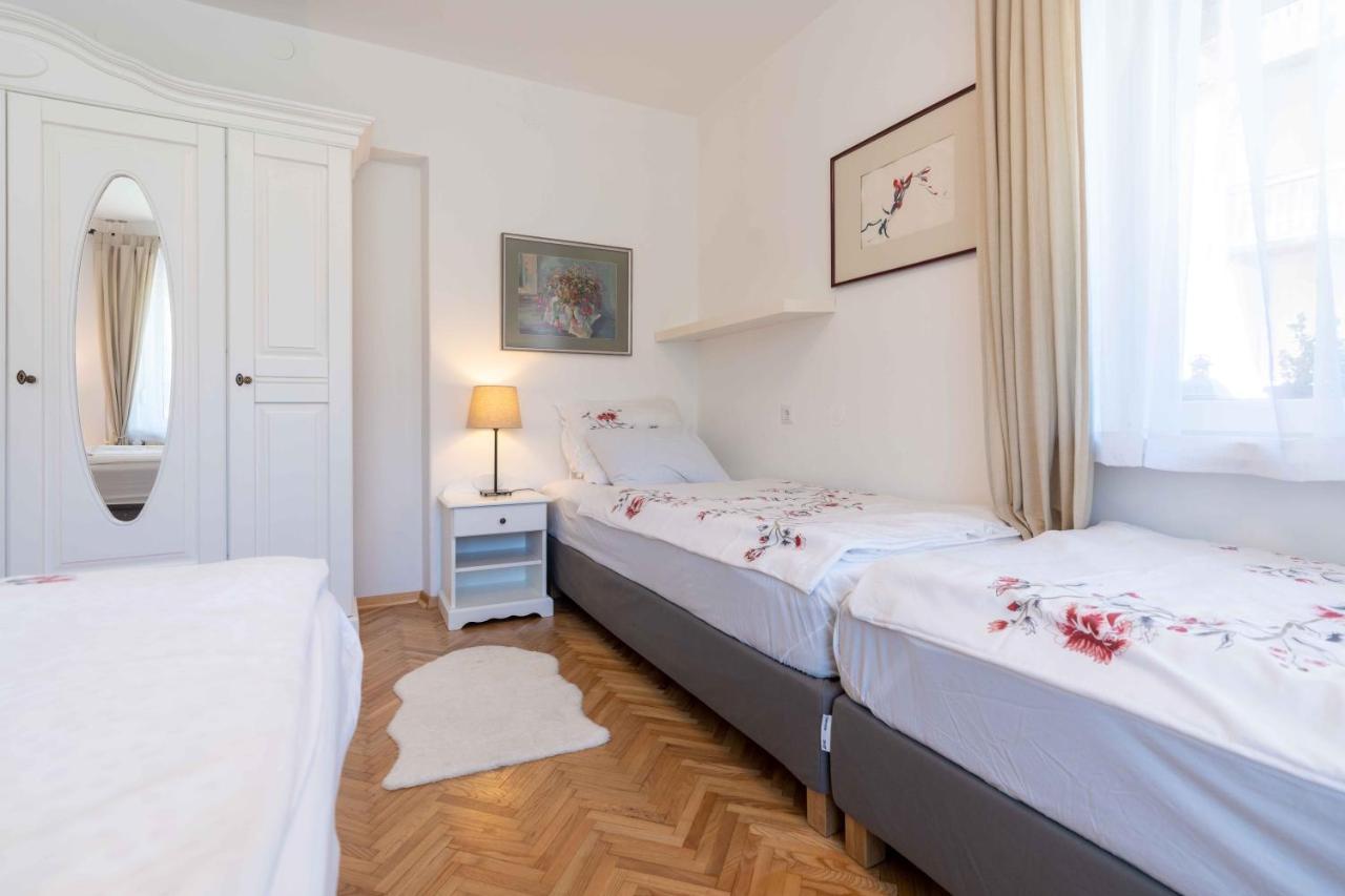 Apartma Pecek Кранска гора Екстериор снимка