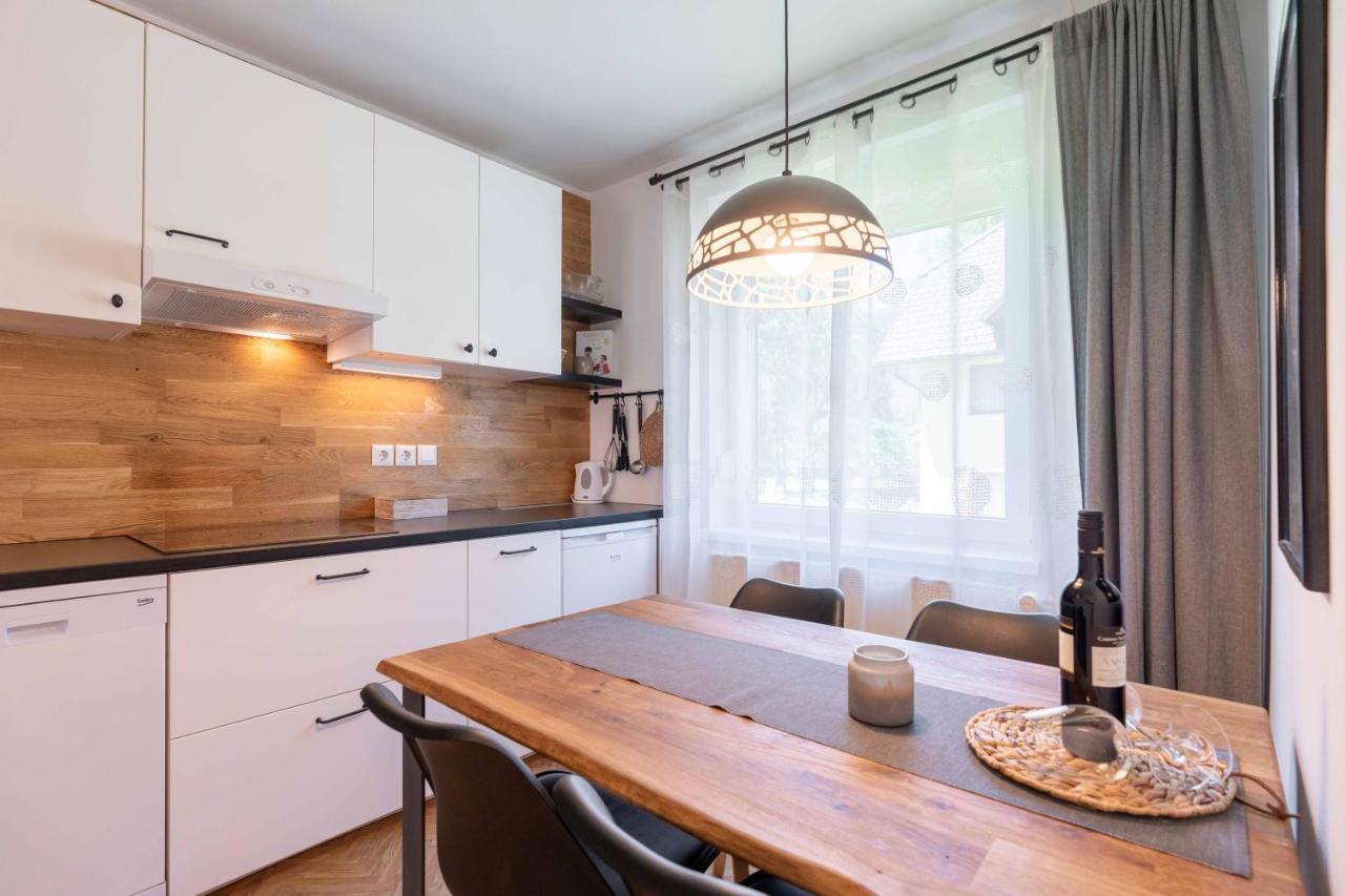 Apartma Pecek Кранска гора Екстериор снимка